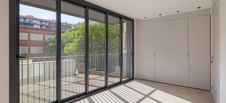Aluminum Glazed Window Installation in Southchase, FL