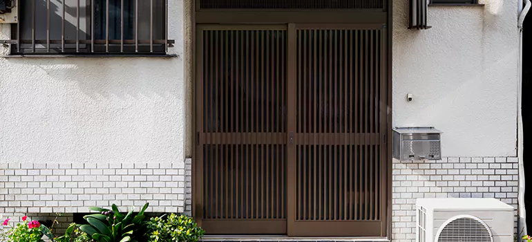 Bifold Louvre Doors in Southchase, FL