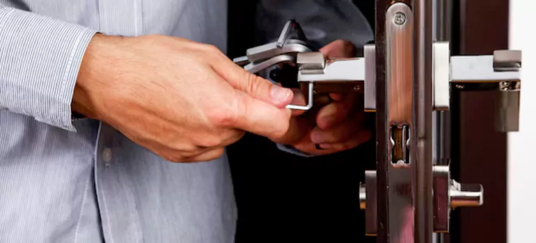 Local Multi Point Door Installation Experts in Southchase, FL
