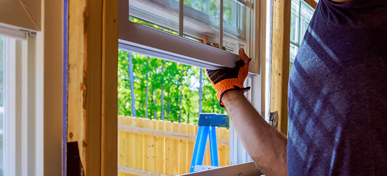 >Bay Window Curtain Rail Track in Southchase, FL